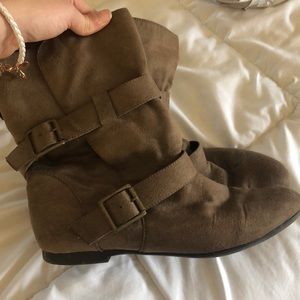 American eagle booties